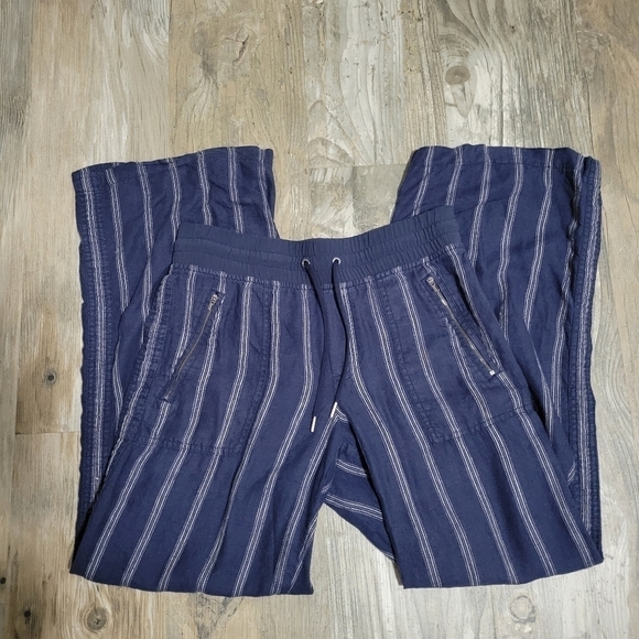 Athleta high rise wide leg pants with pockets size 6 - Picture 1 of 9